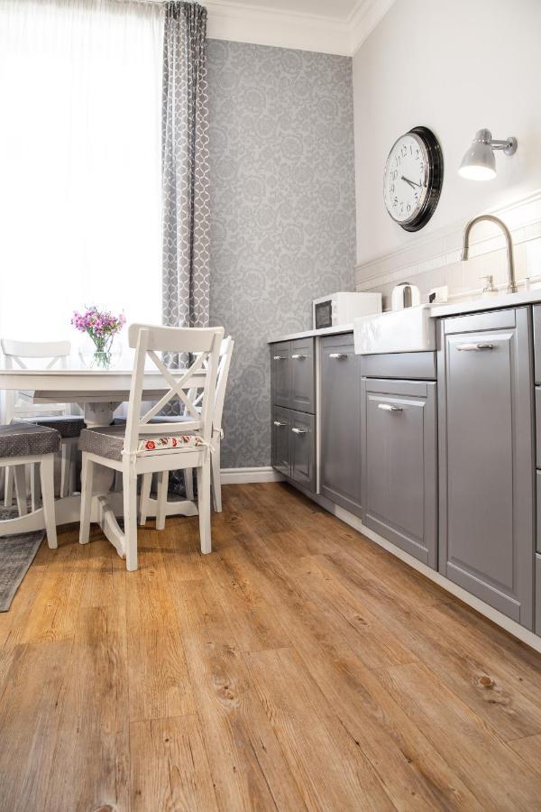 Househost Apartment :Zacisze Street Krakow Ngoại thất bức ảnh